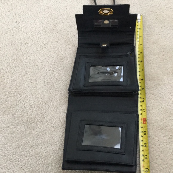 Crossbody Bag - Picture 4 of 6